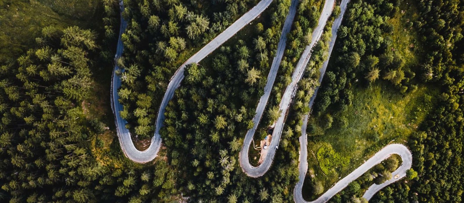 aerial-photo-of-winding-road-2854416